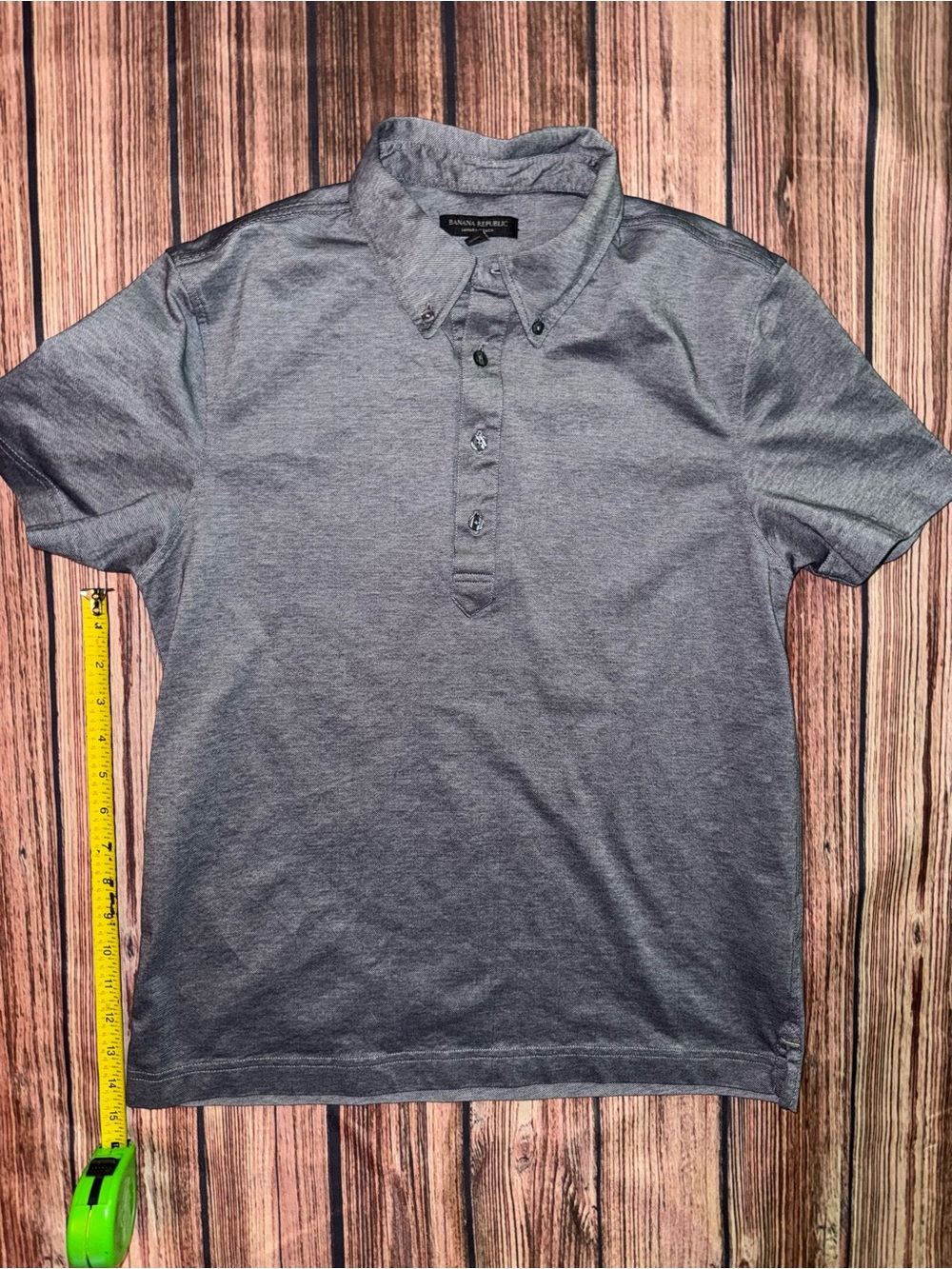Banana Republic Men’s Luxury touch Gray Polo with Button-Down Collar